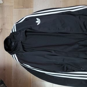 Adidas Large classic tracksuit broken zipper!